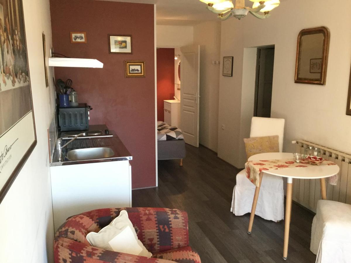 Apartmán Les Hirondelles Argeliers Exteriér fotografie